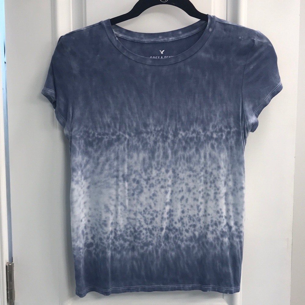 American Eagle tee